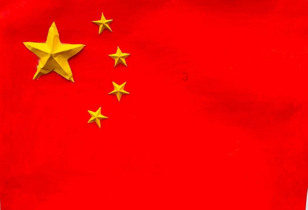 从“上海第一主持人”,到变成全网笑柄,曹可凡终究走到了这一步